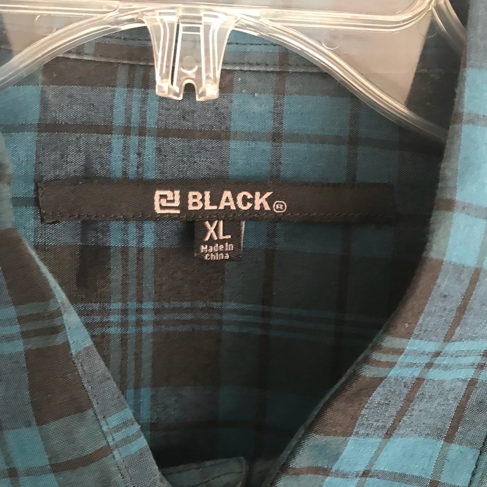 Long sleeve button down - Picture 3 of 4